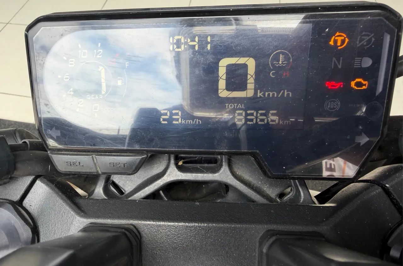 Honda CB 650R 2024 - 8 mil kms  - Foto 2