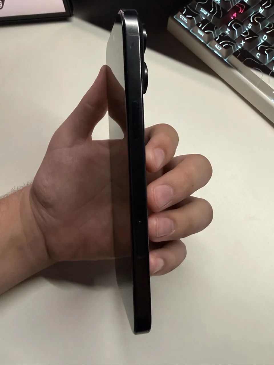 iPhone 16 Pro Max - Foto 3