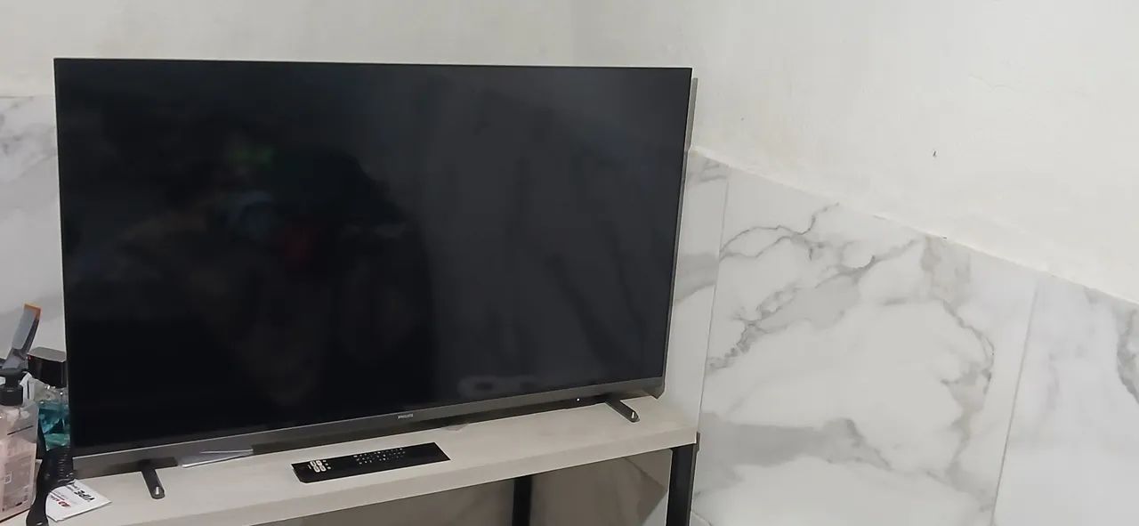 TV PHILIPS 43P - 6 MESES DE USO