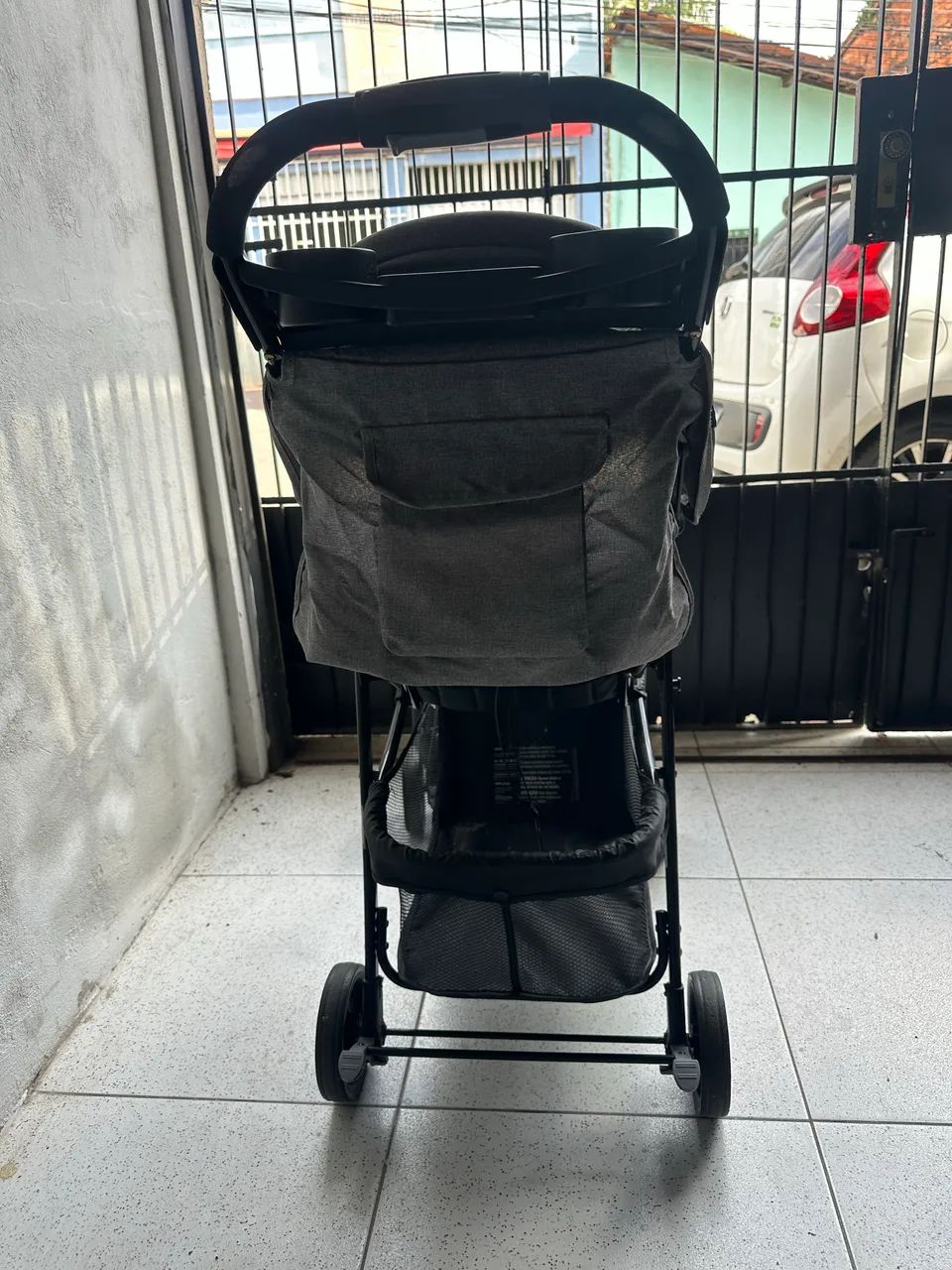 CARRINHO DE BEBÊ 