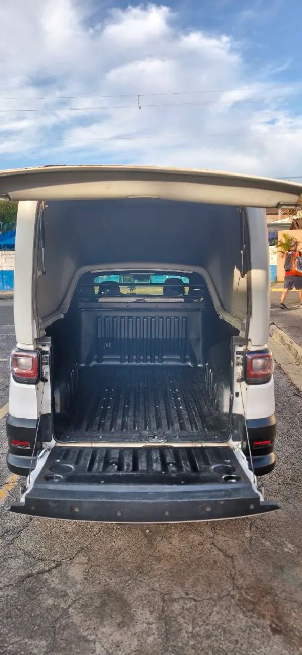 Fiat Strada Endurance 1.4 Flex 8V CS Plus 2021 - Foto 4