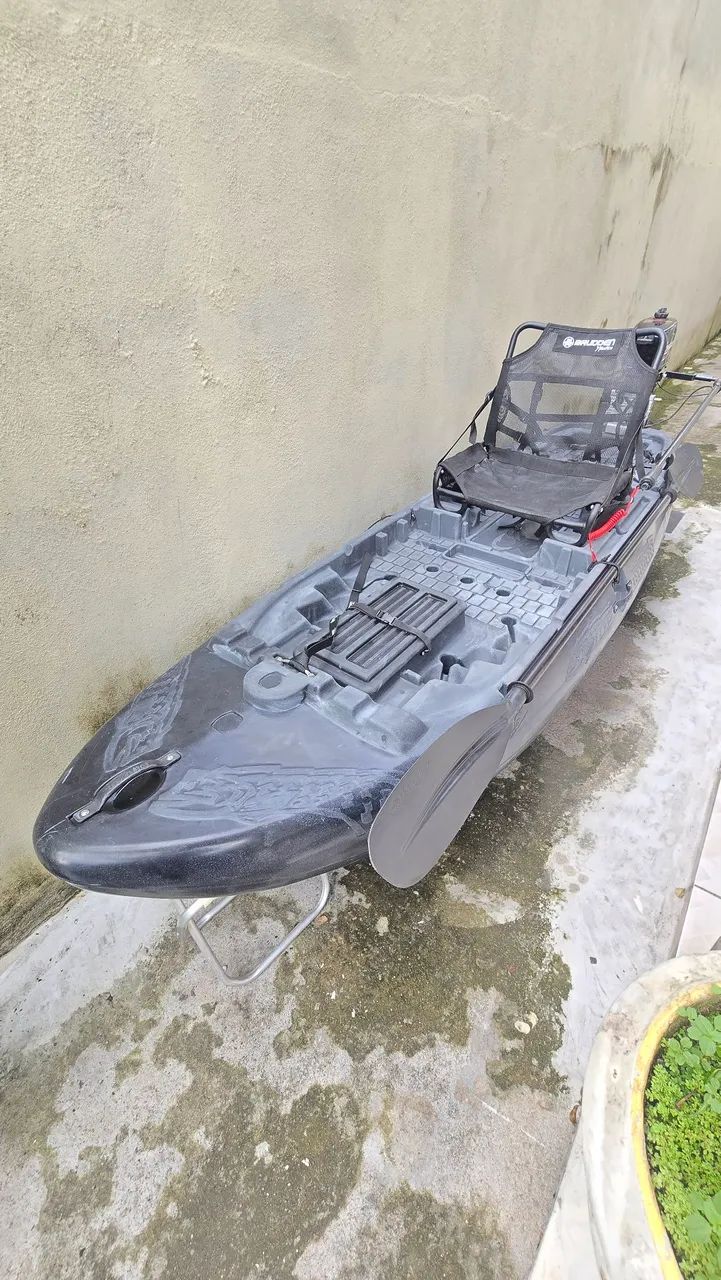 Caiaque Hunter Fishing 285 com motor Toyama 2.6hp - Foto 5