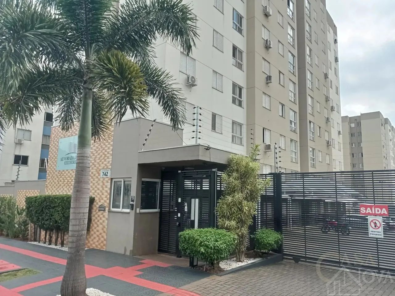 Apartamento semi mobiliado para locação no Jardim Alvorada em Maringá Paraná
