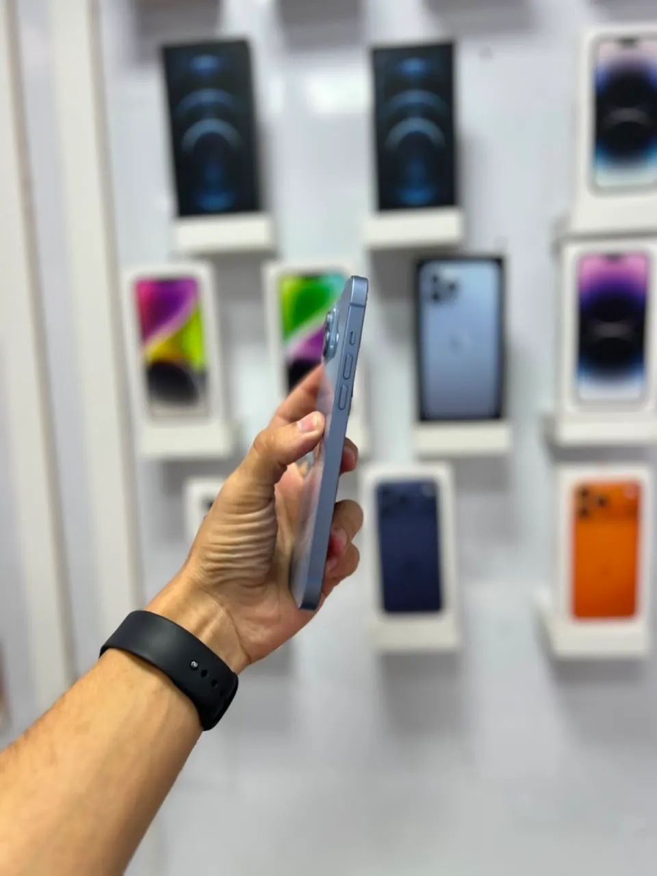 iPhone 14 Plus - 256GB  ?2.999,00 - Foto 5