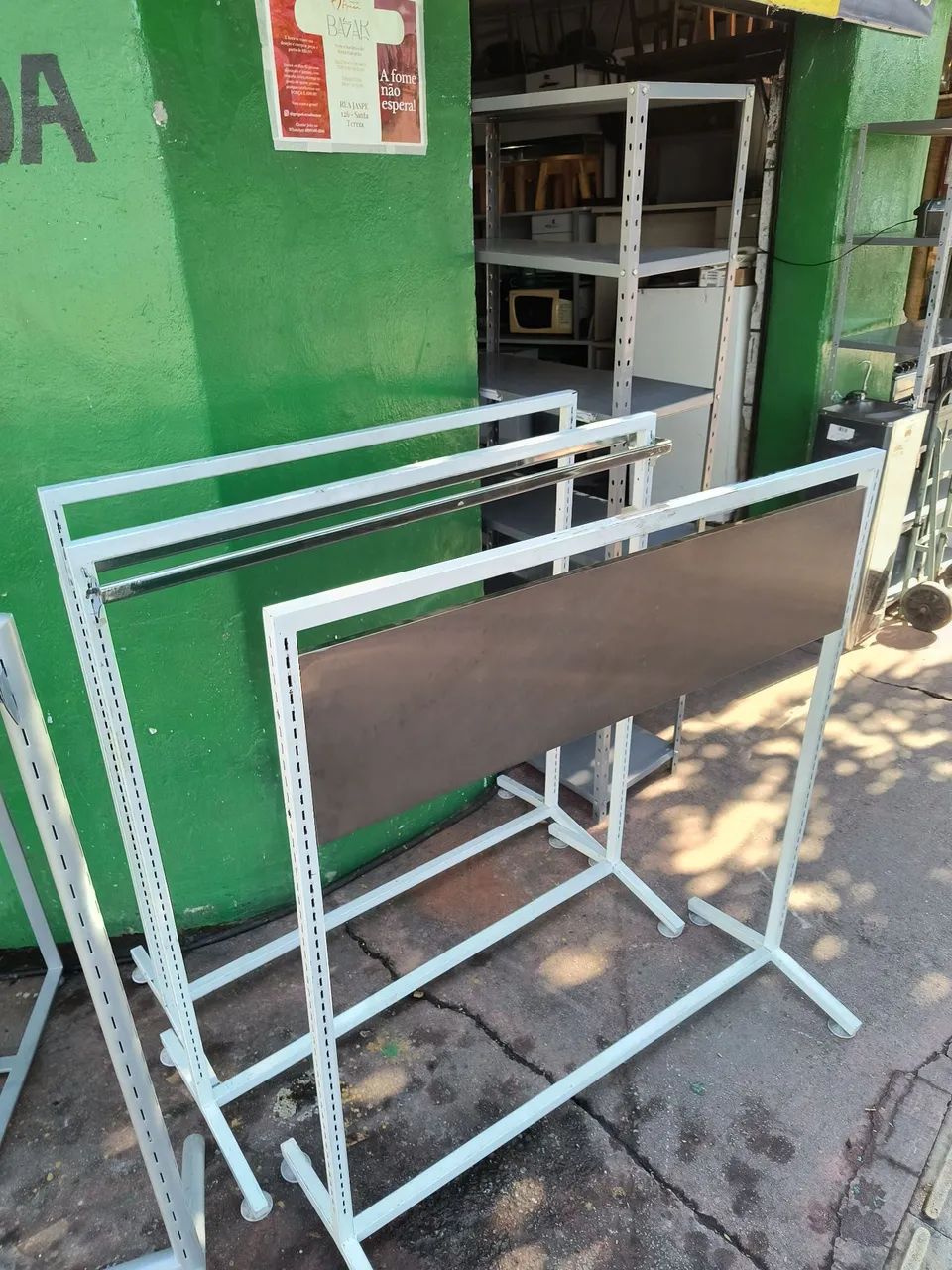 Araras de roupa  - Foto 5