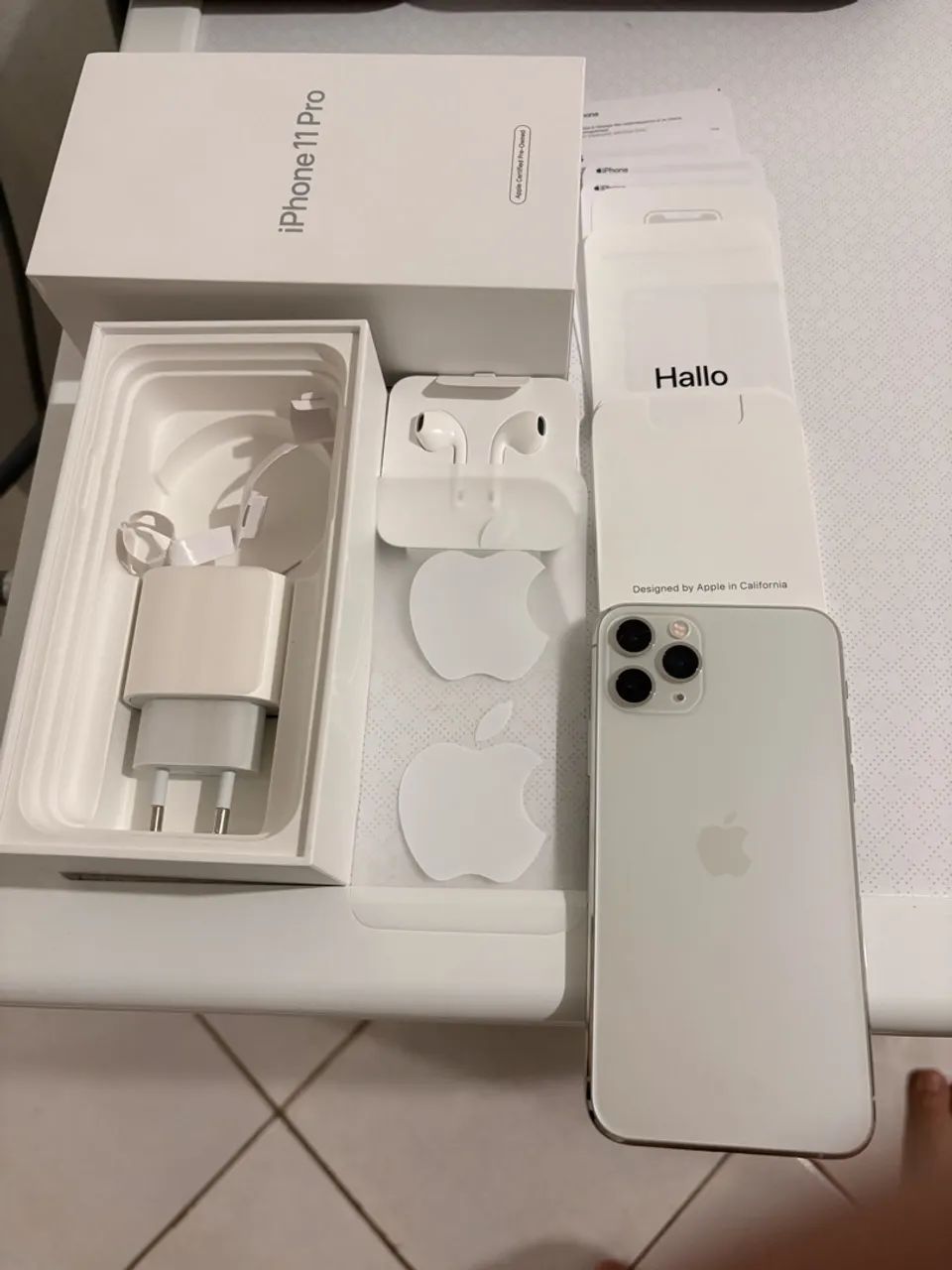 iPhone 11 Pro 64GB novo zero sem uso, completo com caixa
