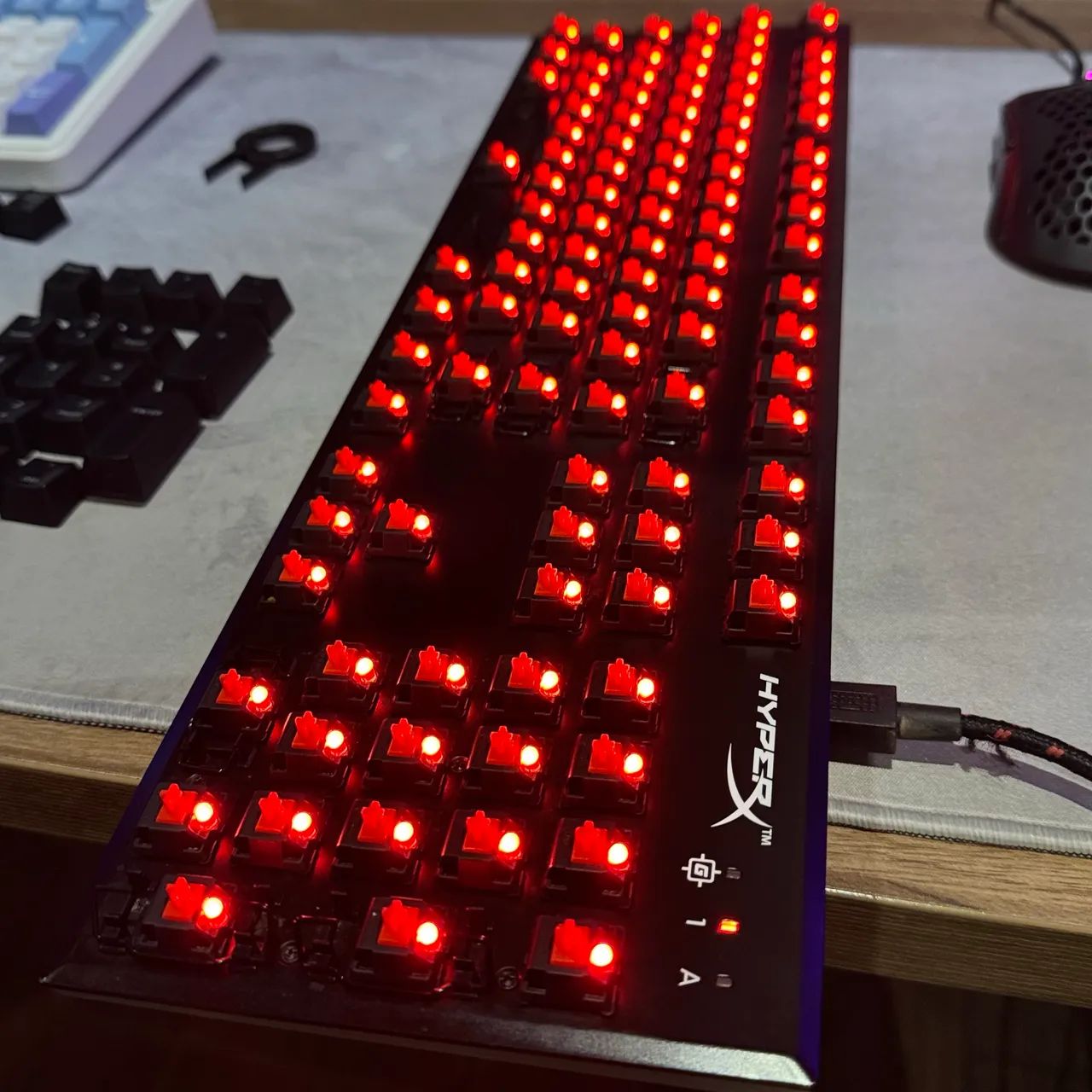 Teclado HyperX Alloy FPS Mecânico Cherry MX Red - usado - Foto 5