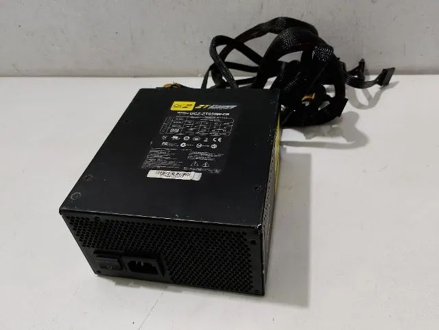 Fonte real OCZ ZT650W-CN full modular - Foto 2