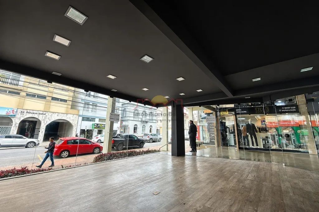 SALA COMERCIAL COM MEZANINO NO CENTRO DE JOINVILLE - Foto 5