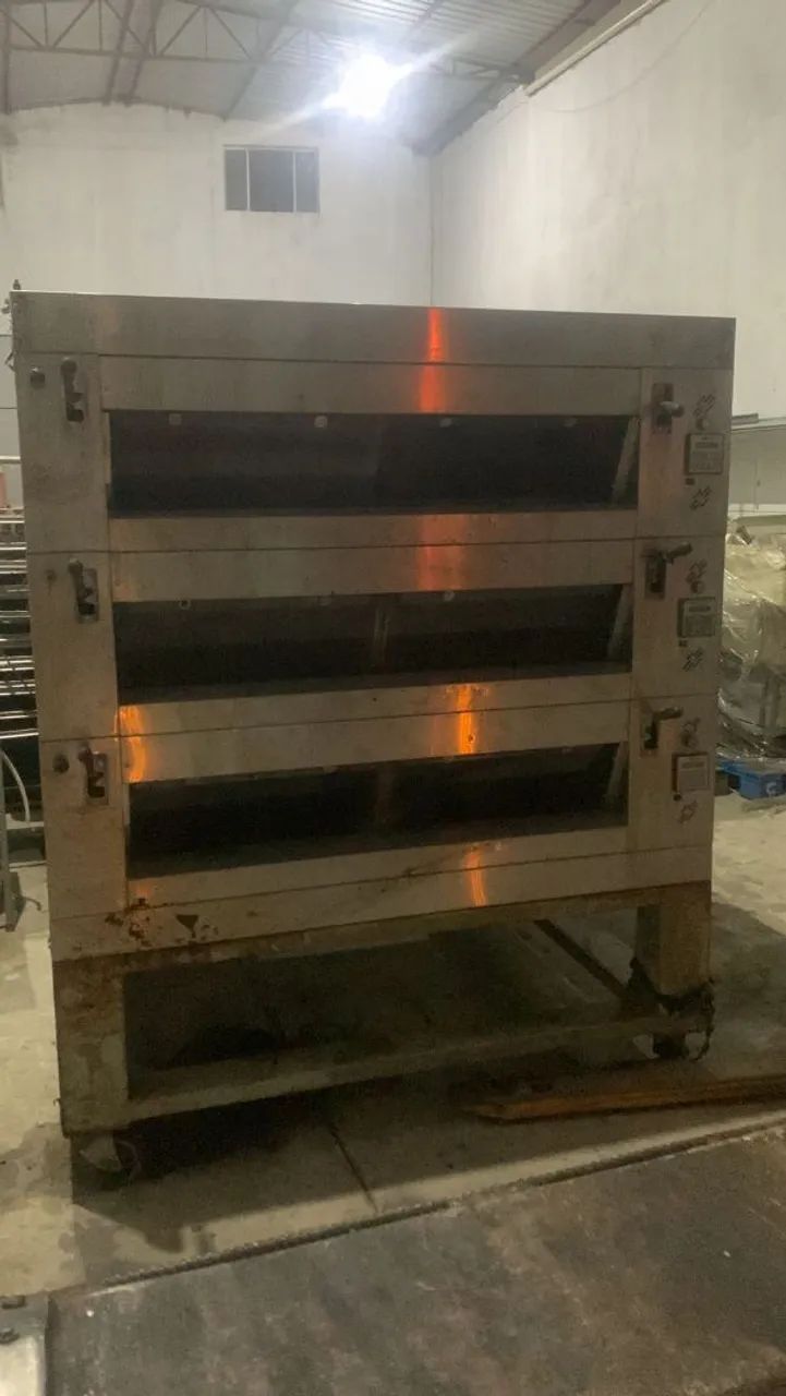 Forno elétrico de Lastro da Perfecta Curitiba 4x3 perfeito para vender 