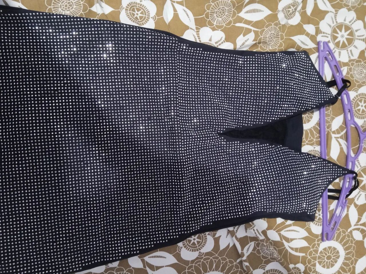 Vestido preto com brilhos  - Foto 3