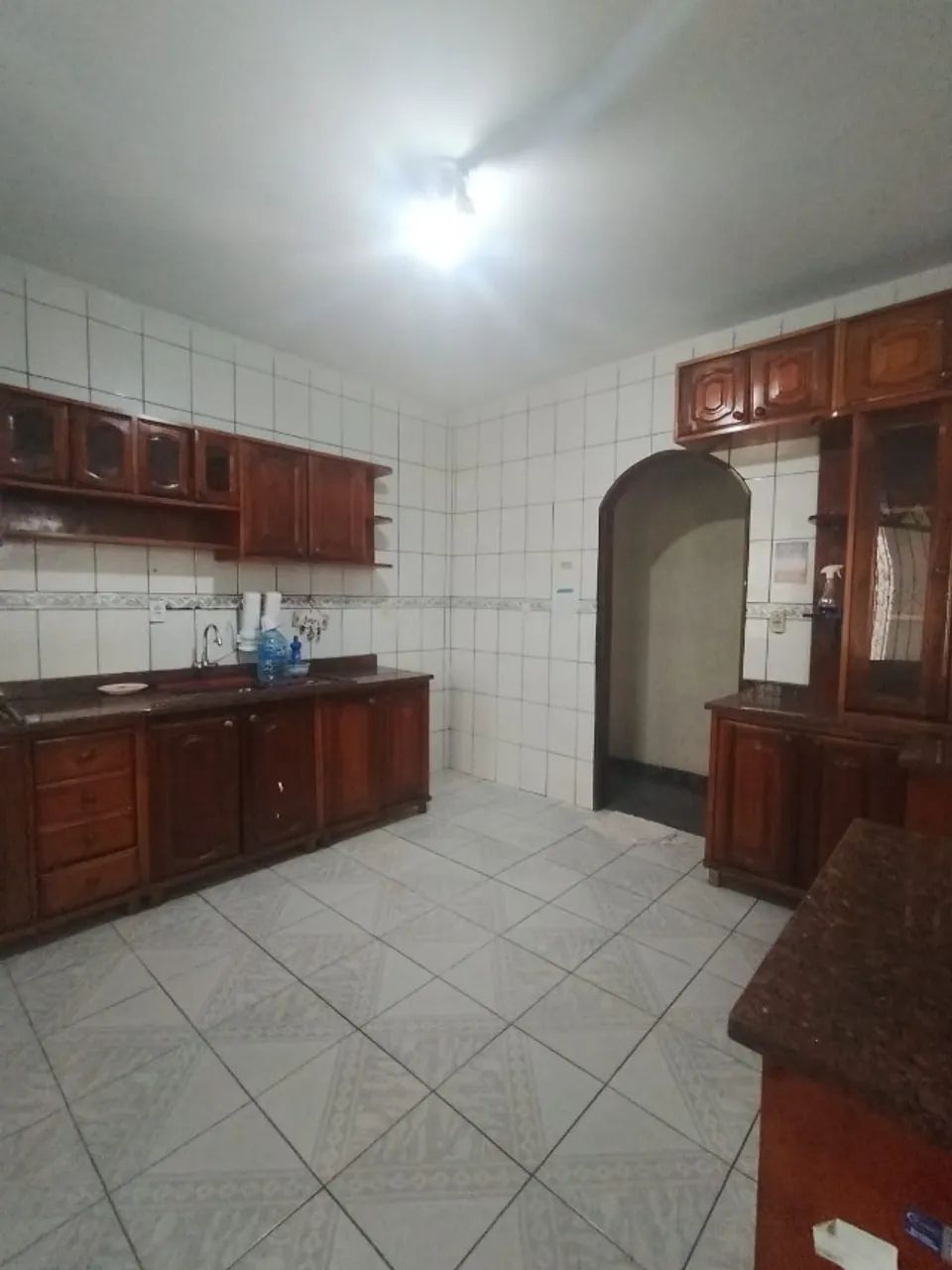 ALUGUEL - CASA ESPAÇOSA NO JAPIIM - 4 QUARTOS | EXCELENTE LOCALIZAÇÃO! - Foto 3