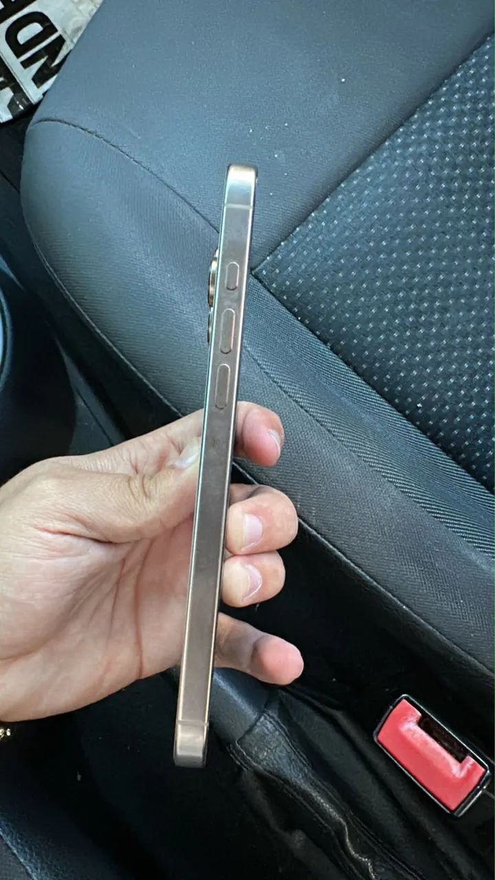 iphone 16 pro Max - Foto 5
