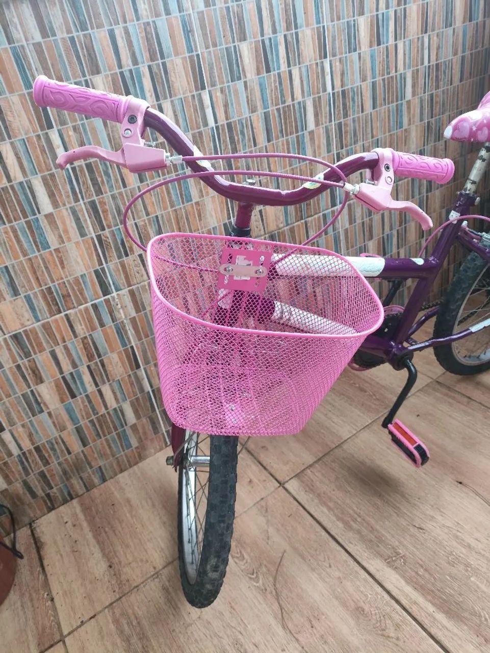 Bicicleta infantil feminina princesas ?