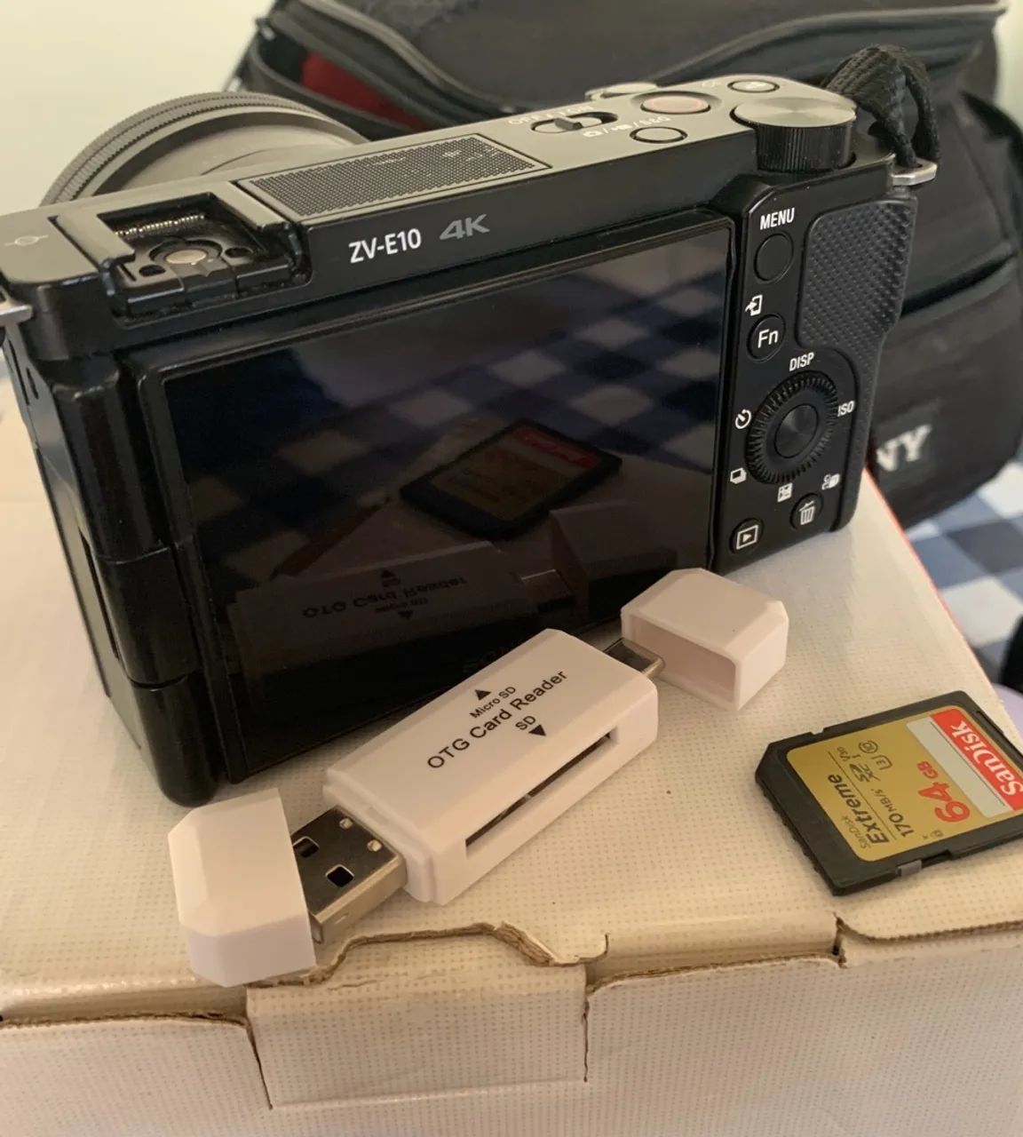 SONY ZV-E10 com lente do kit - Foto 3