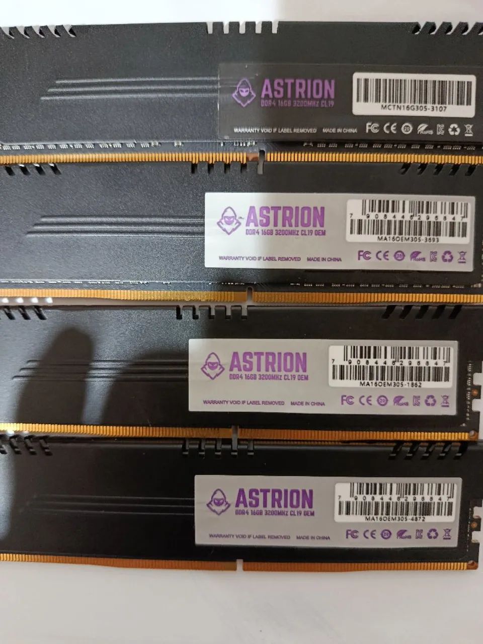 4X Memória Mancer Astrion 16gb 3200mhz<br><br>PC4-25600 CL19<br><br>VALOR 400$ CADA OU 1500$ AS
