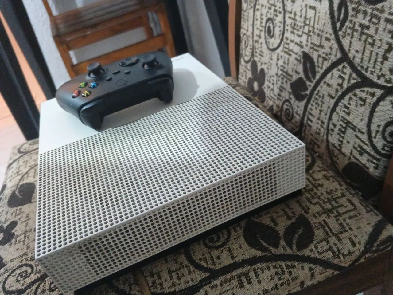 Xbox one s + controle - Foto 4