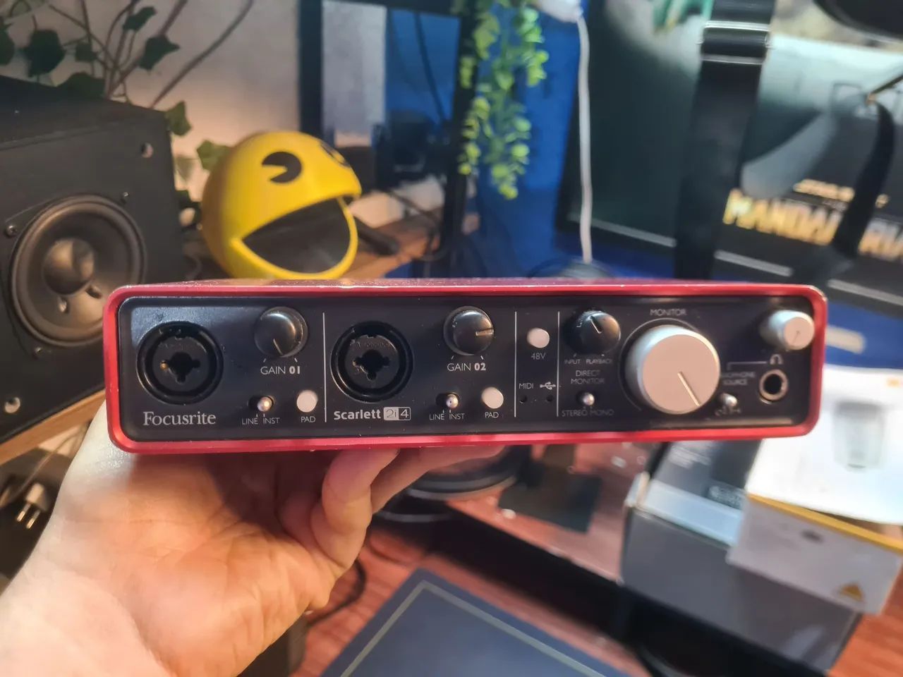 INTERFACE DE ÁUDIO FOCUSRITE 4i2 Primeira geração - Foto 3