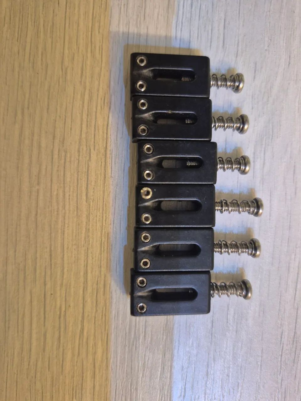 Saddles (Carrinhos) Graphtech Stratocaster  - Foto 3
