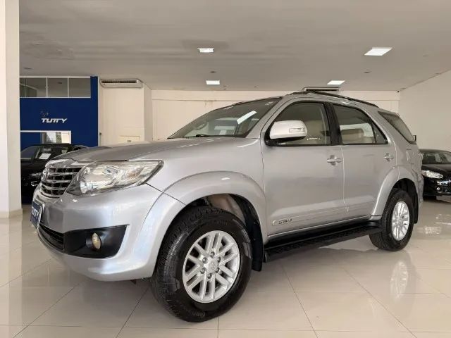 Toyota Hilux Hilux SW4 SR 4x2 2.7/ 2.7 Flex 16V Aut. 2015
