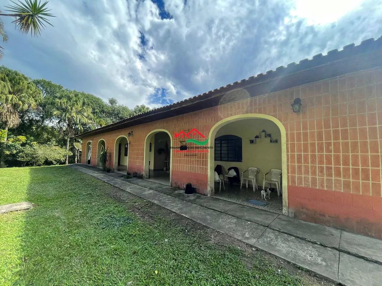 Chácara com 4 dorms, Centro, Miracatu - R$ 1.7 mi, Cod: 538