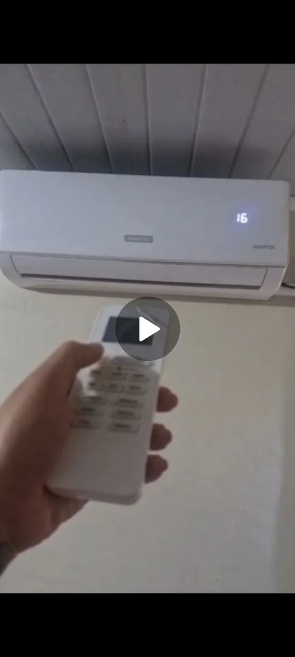 Vendo acondicionado semi novo 