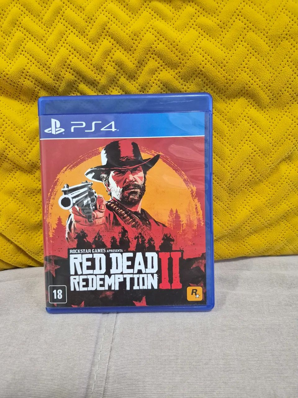 Jogo PS4 Red Dead Redemption II - Com mapa