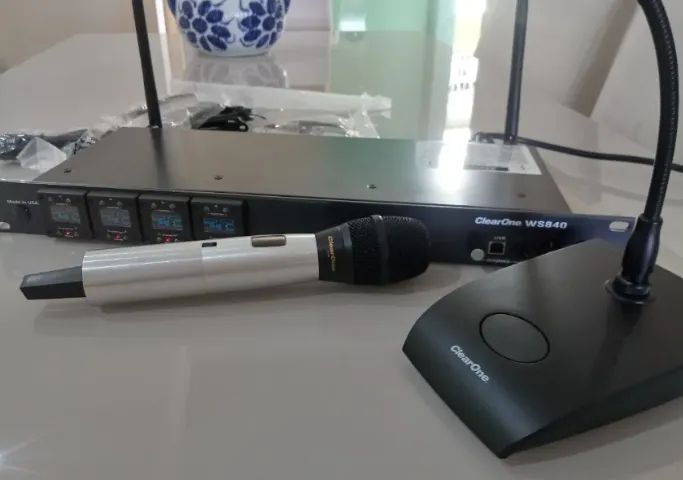 2 Microfones Digitais Profissionais Sem Fio. Um de Púlpito e outro de Mão. - Foto 5