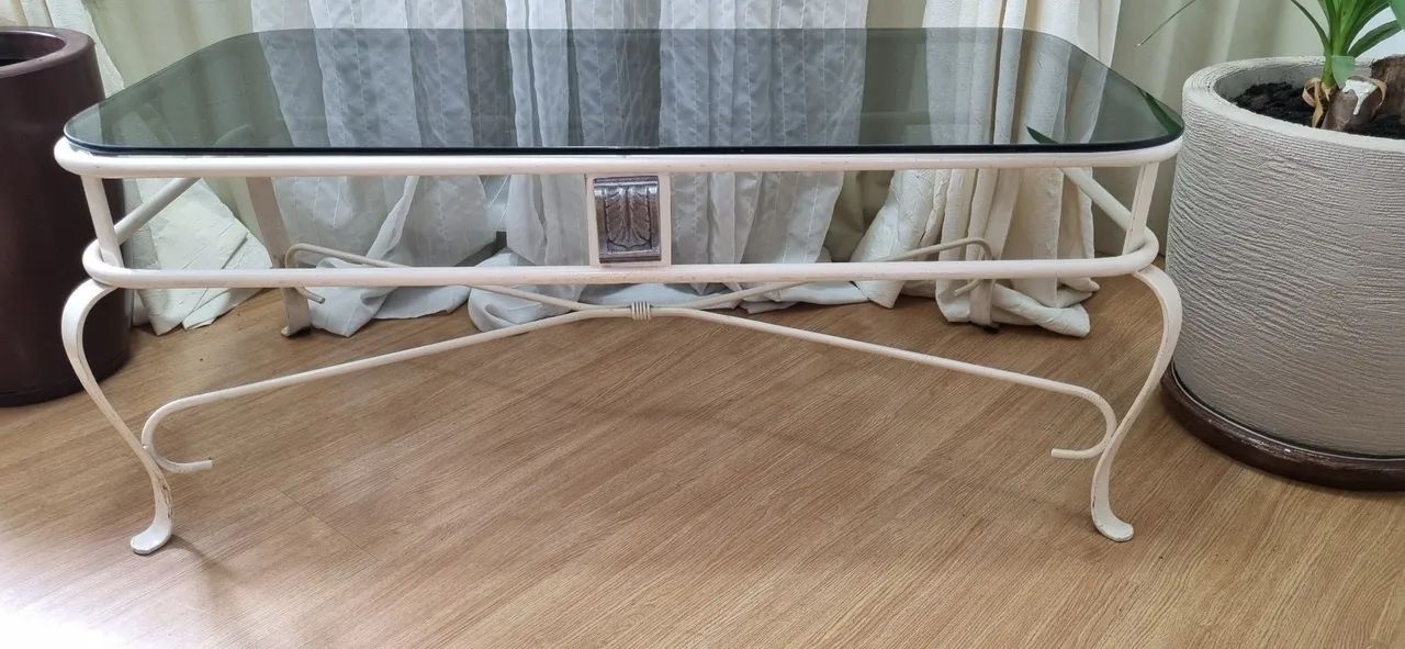 Mesa de centro e Aparador