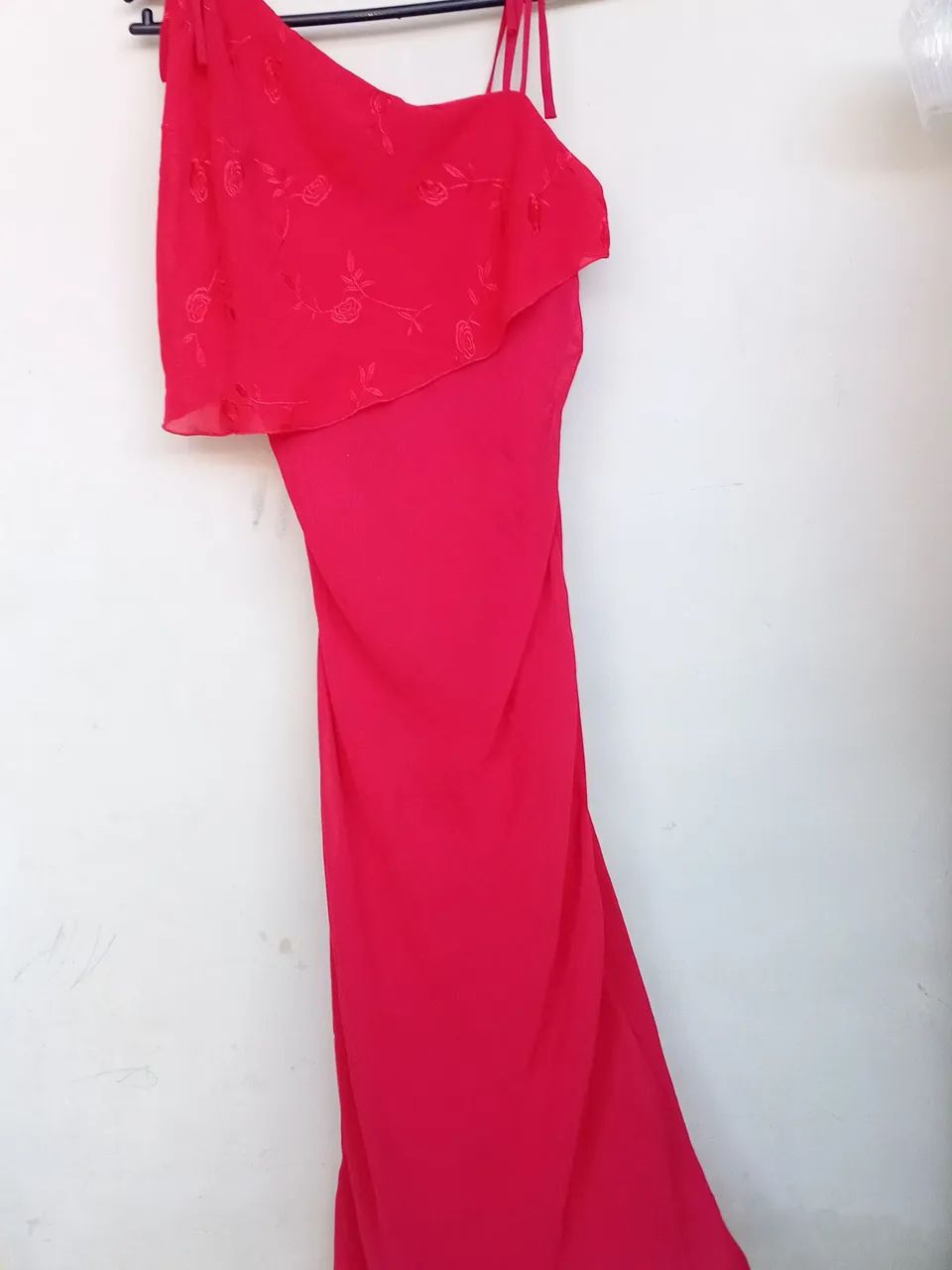 Vestidos vermelhos  - Foto 2