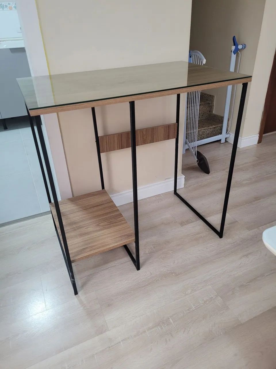 Balcão para adega e cervejeira 