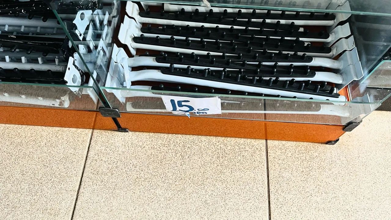 Arara/Expositor de cabides 