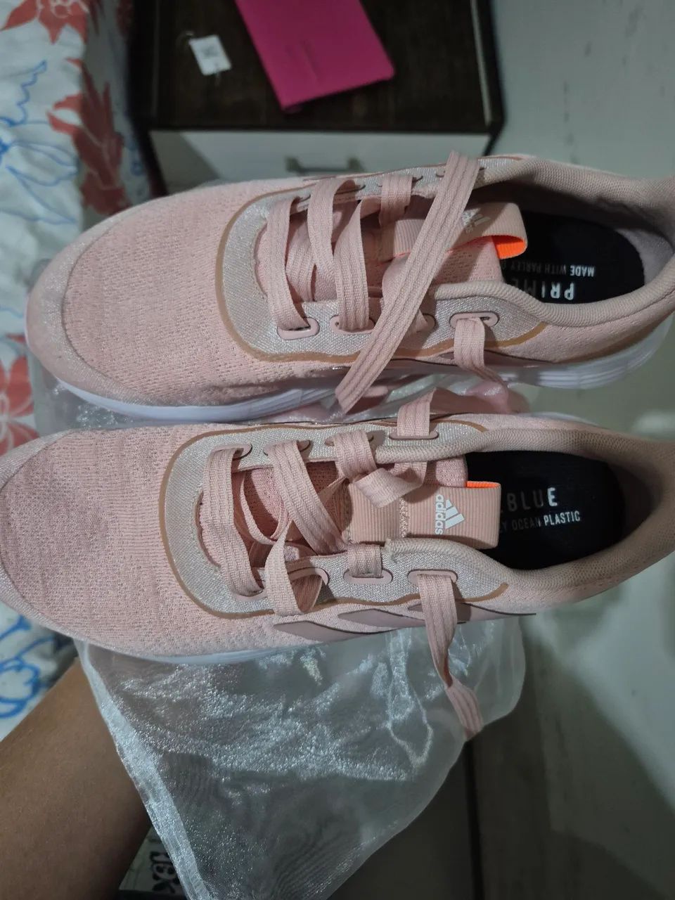 VENDO TÊNIS ADIDAS - Foto 2