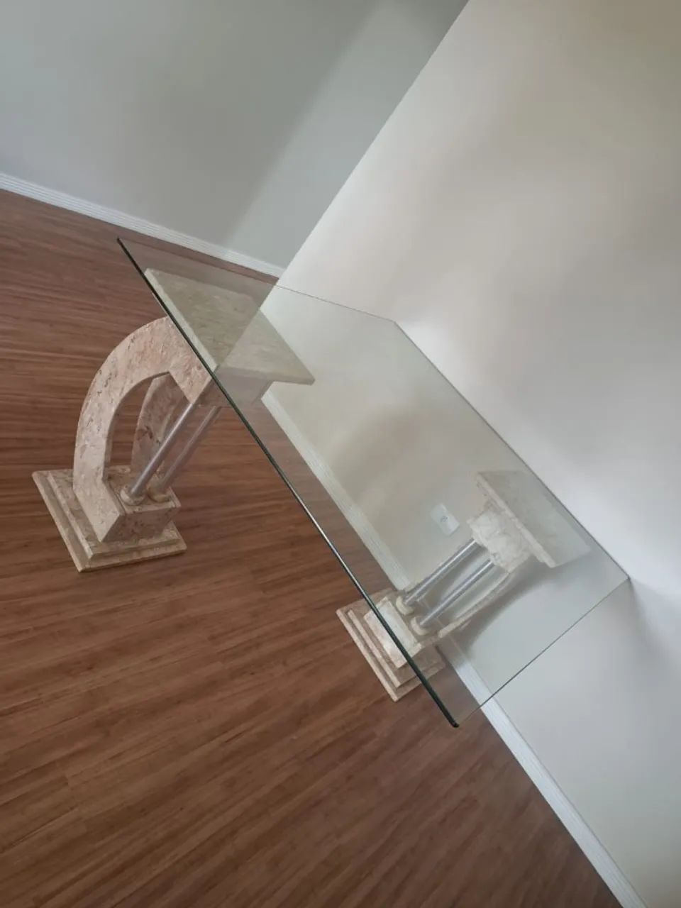 Mesa de jantar quadrada