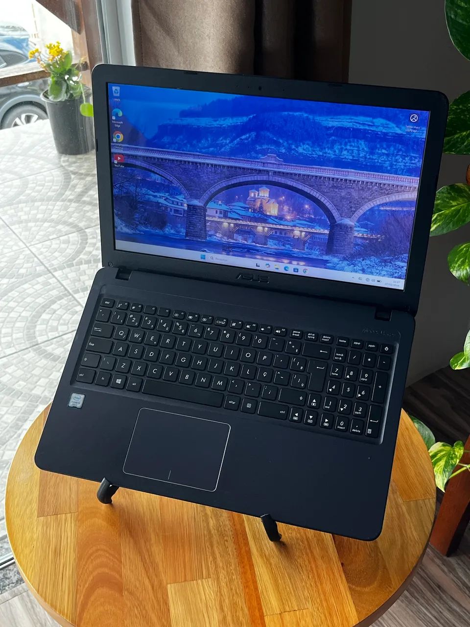 Notebook Asus - Core i3 6ª | RAM 4GB | SSD 128GB