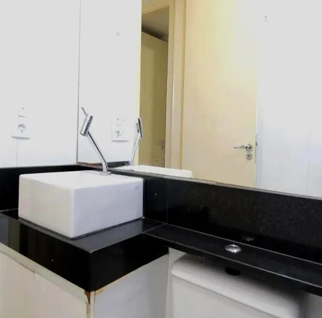 Apartamento com mobília (2QTS) para aluguel. (Aluguel anual) - Foto 2