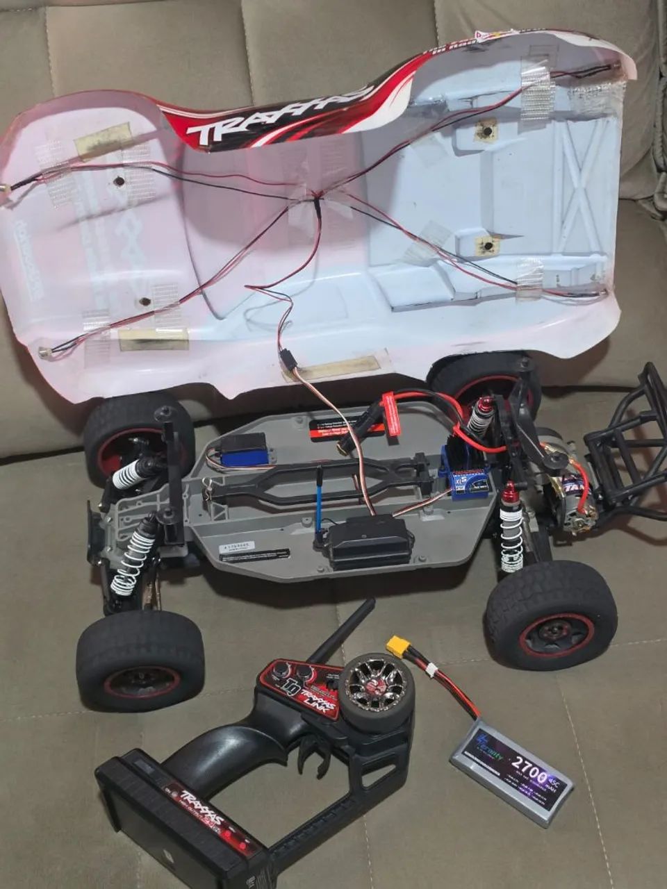 Automodelo traxxas slash 4x2 titãn - Foto 2