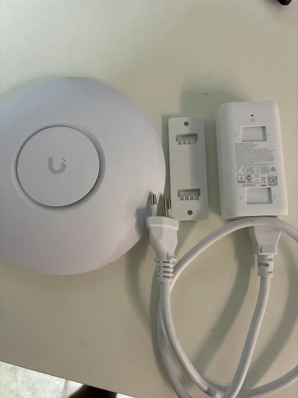 Unifi AP U6+ + PoE - Foto 2