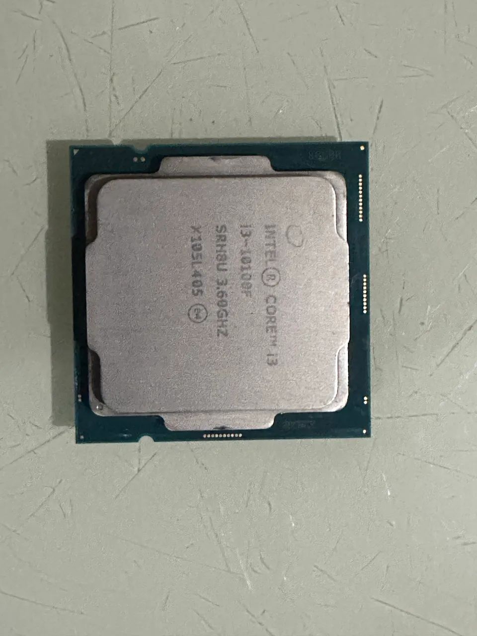 Processador i3-10100f (Sem vídeo integrado)
