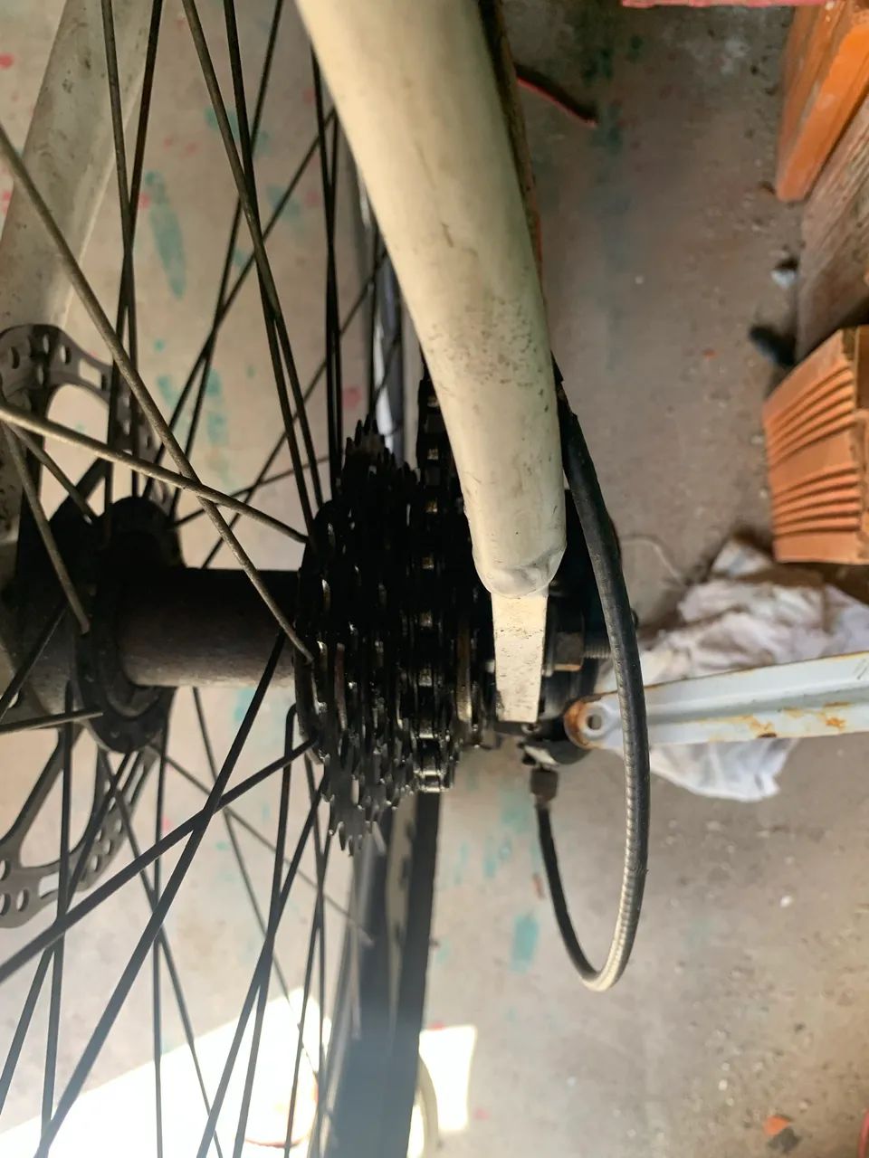 Bicicleta aro 26 alumínio  - Foto 4