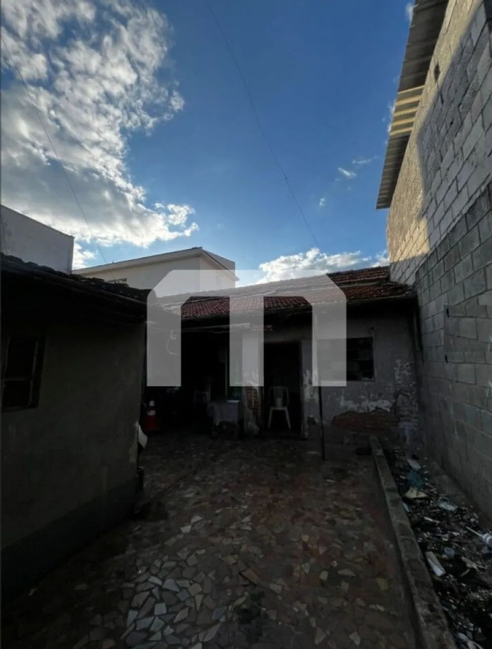 Terreno com Casa Térrea antiga no local!!!! - Foto 4