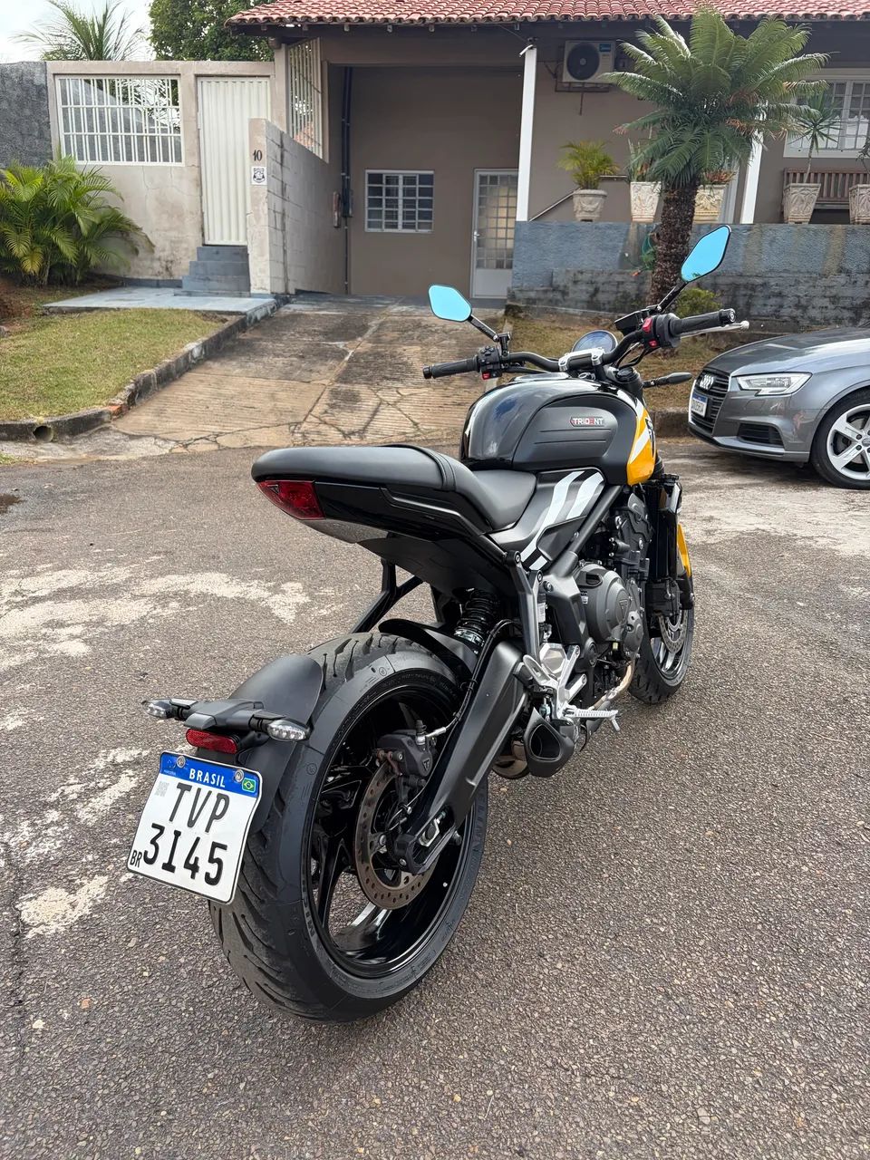 TRIUMPH TRIDENT 660 - ESTADO DE 0km - Foto 2