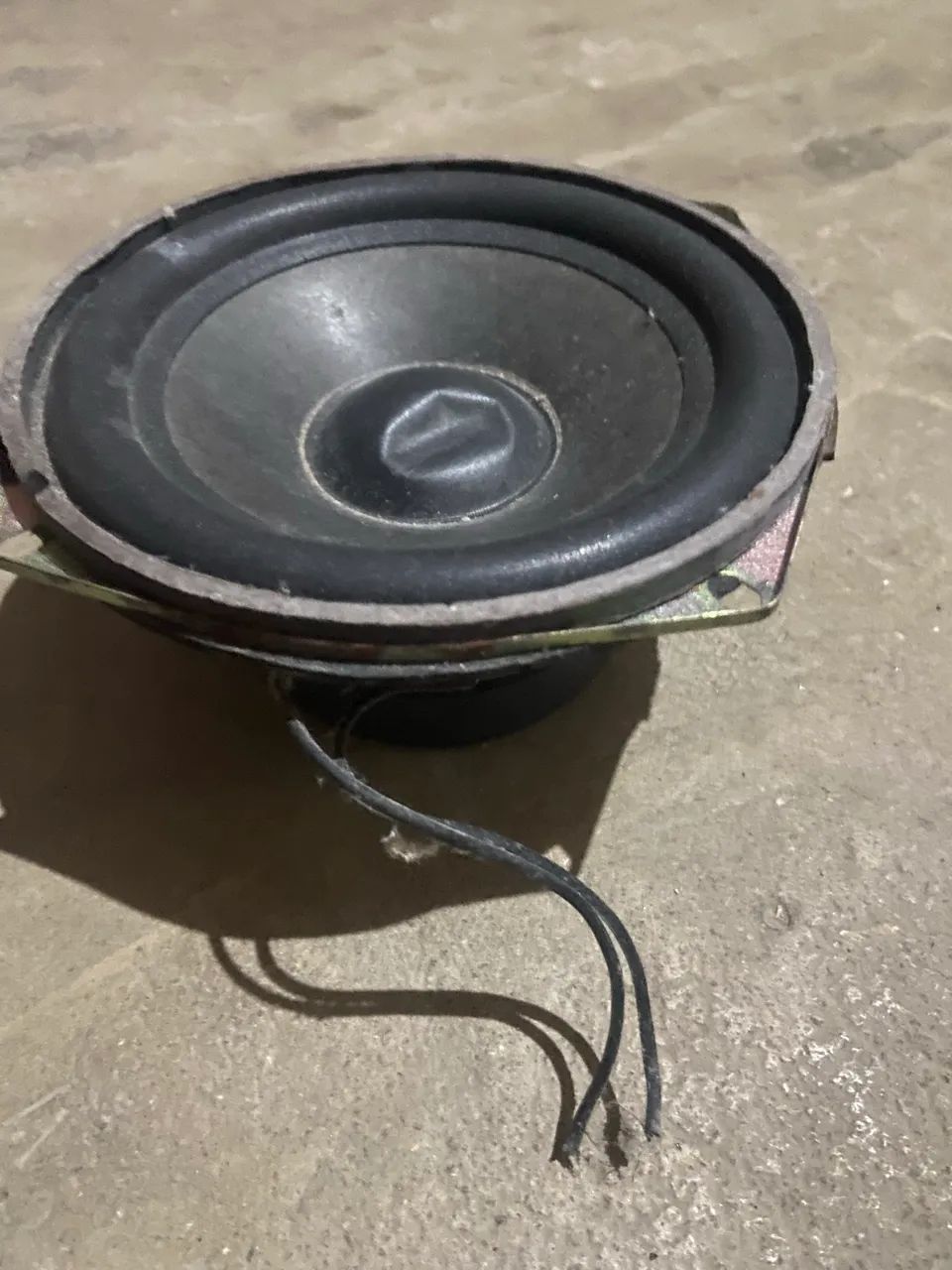 Fone de 12 polegadas e outro de 6 polegadas  - Foto 2