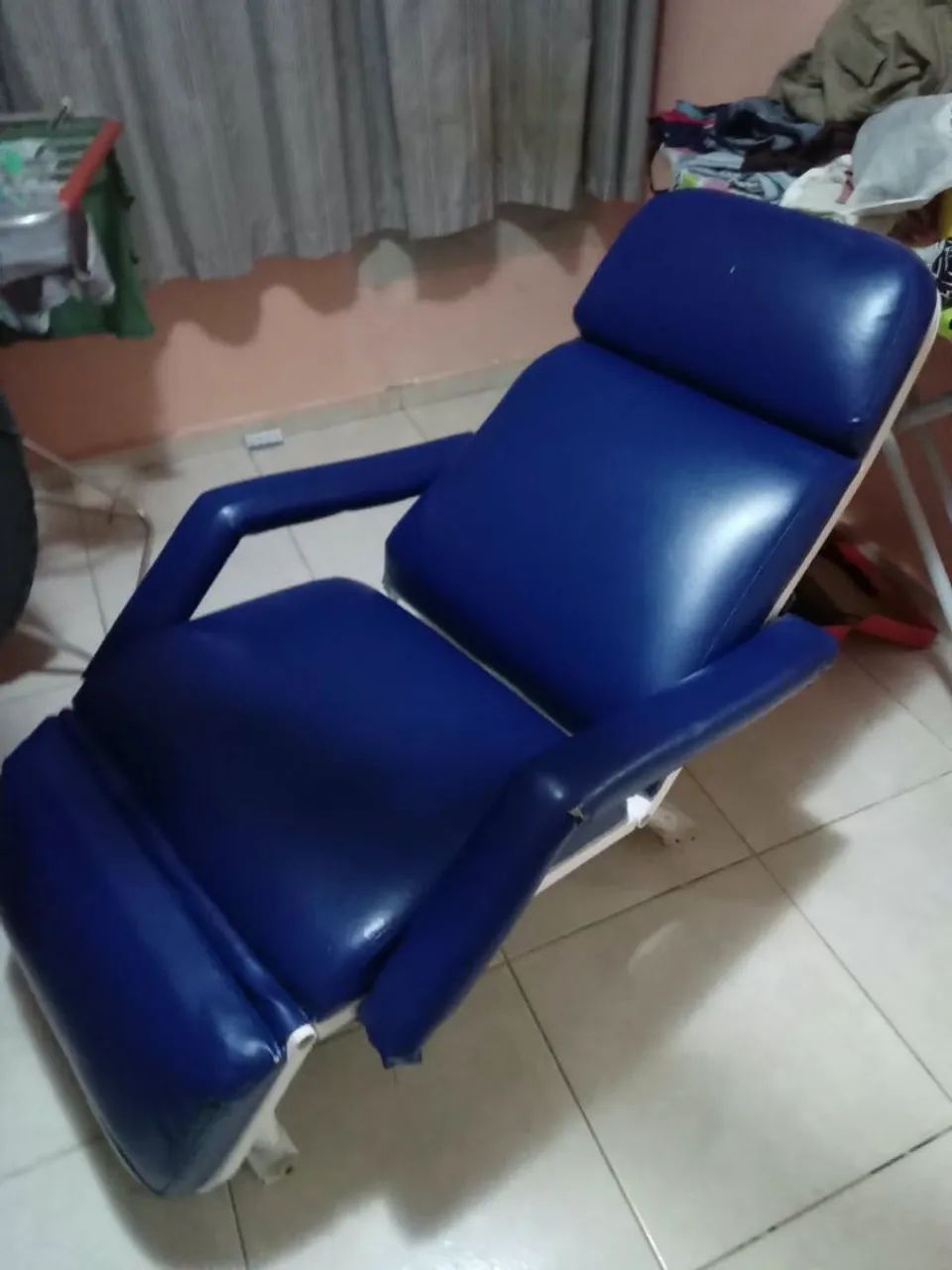 Poltrona hospitalar  - Foto 2