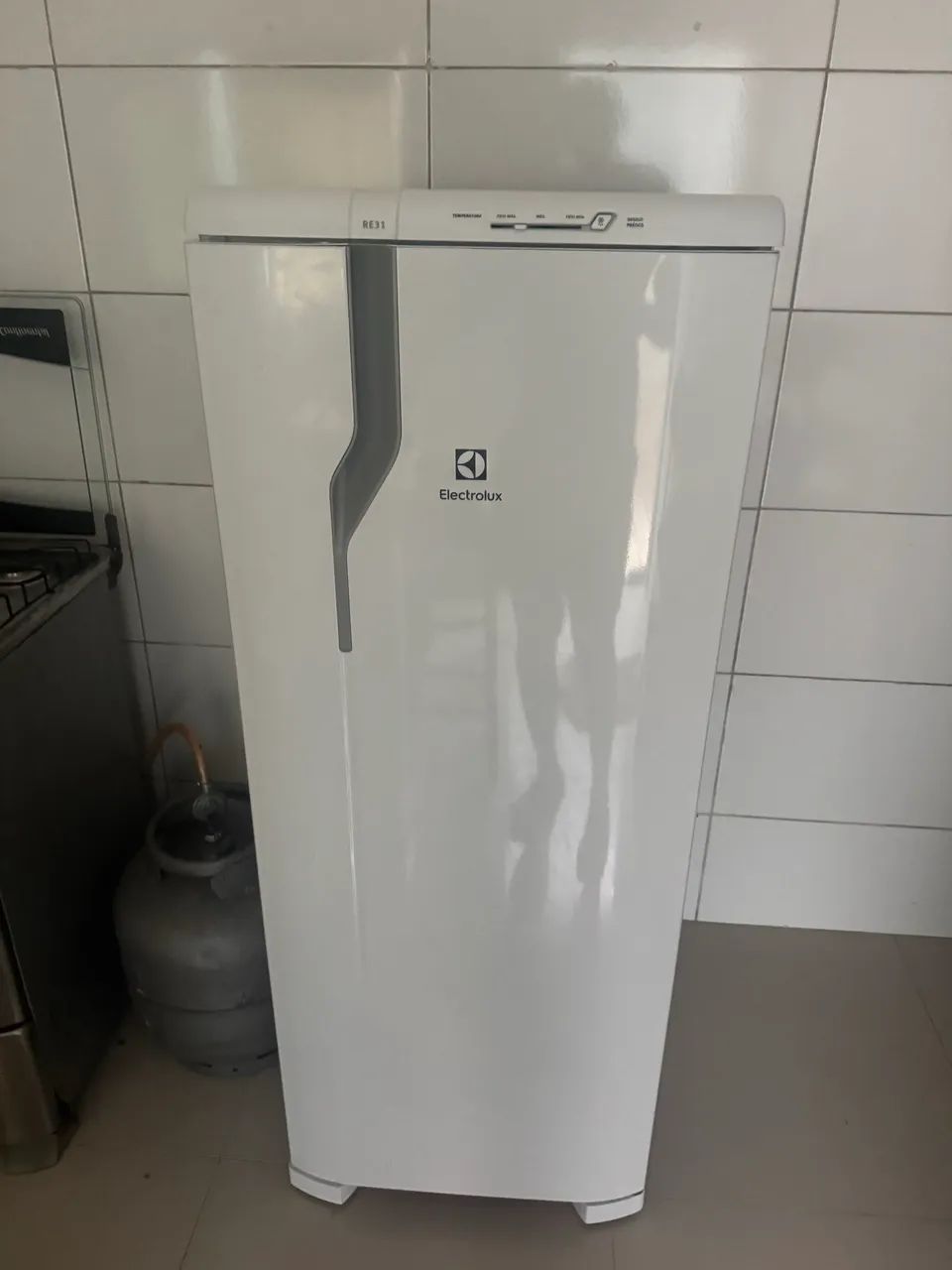 Geladeira Electrolux Nova