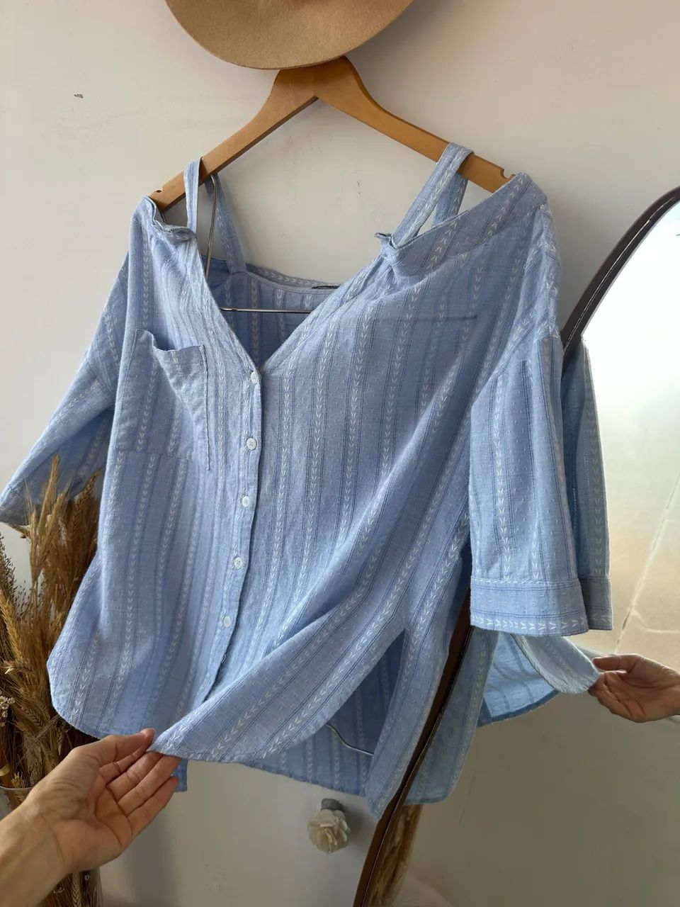camisa shoulder ombro a ombro azul tam m - Foto 3