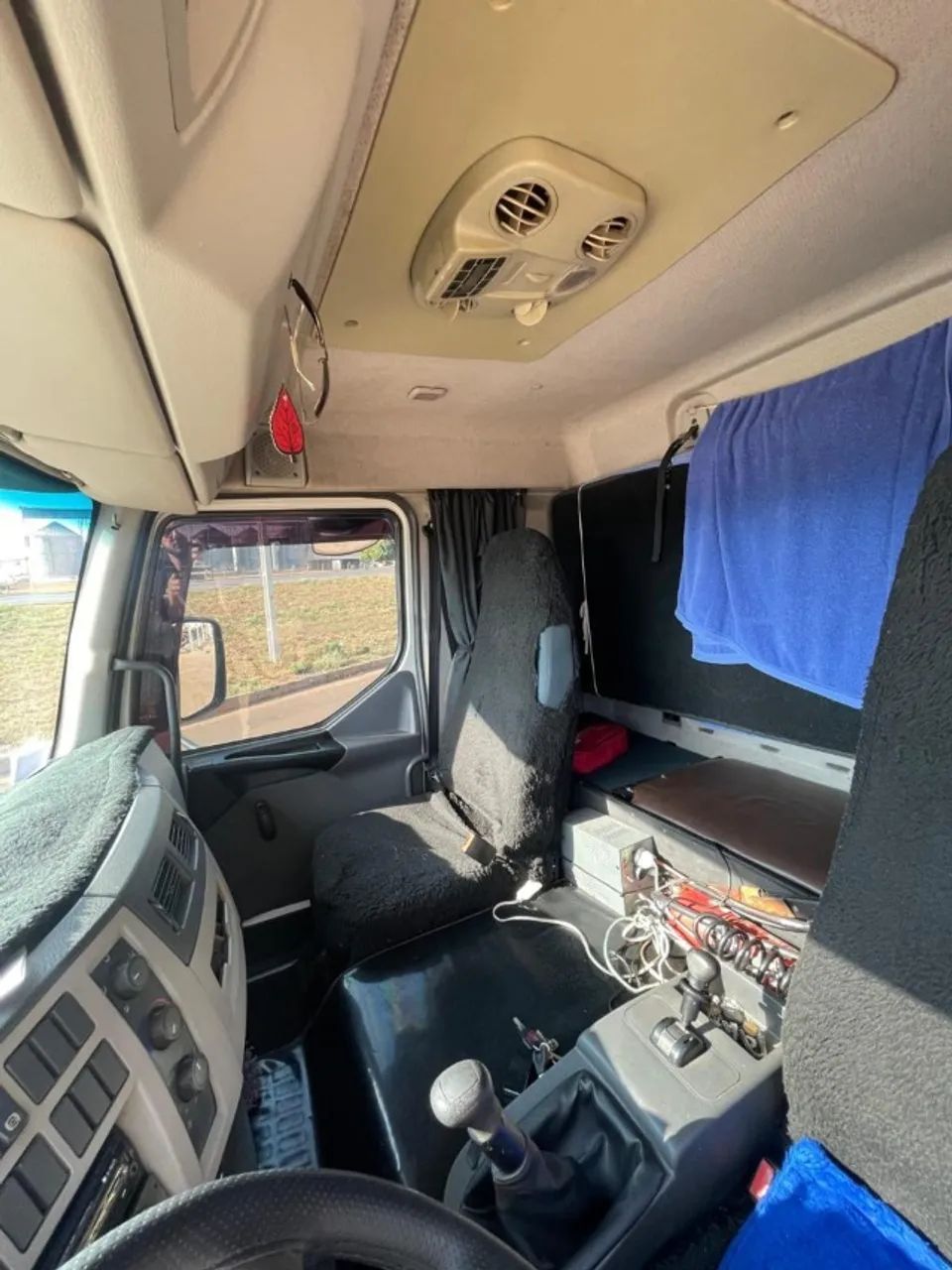 CAMINHÃO VOLVO 270VM | TRUCK | CABINE COMPLEMENTAR - Foto 4