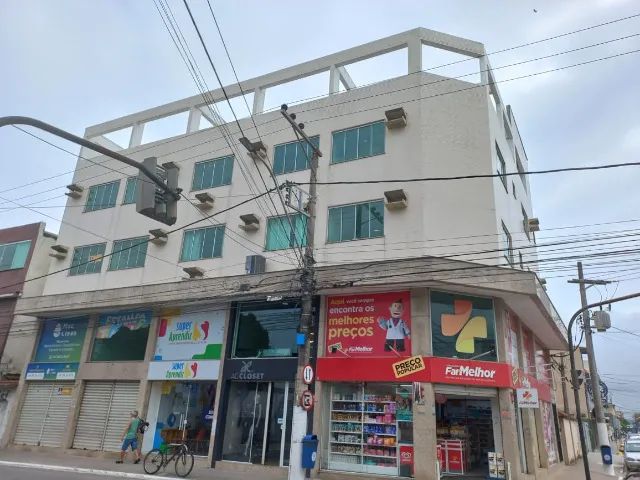 Loja com Sobreloja  no Centro com 35 m2  para  Locação .