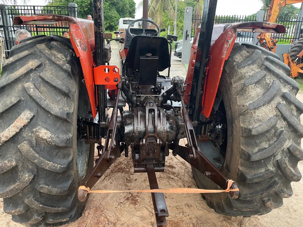 Trator massey ferguson  - Foto 4