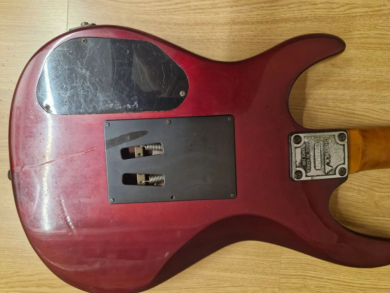 Guitarra usada Samick com avaria. - Foto 5